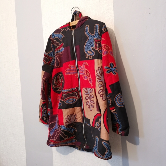 O-nelue Festival Patchwork Style Hooded Jacket - Picture 3 of 12